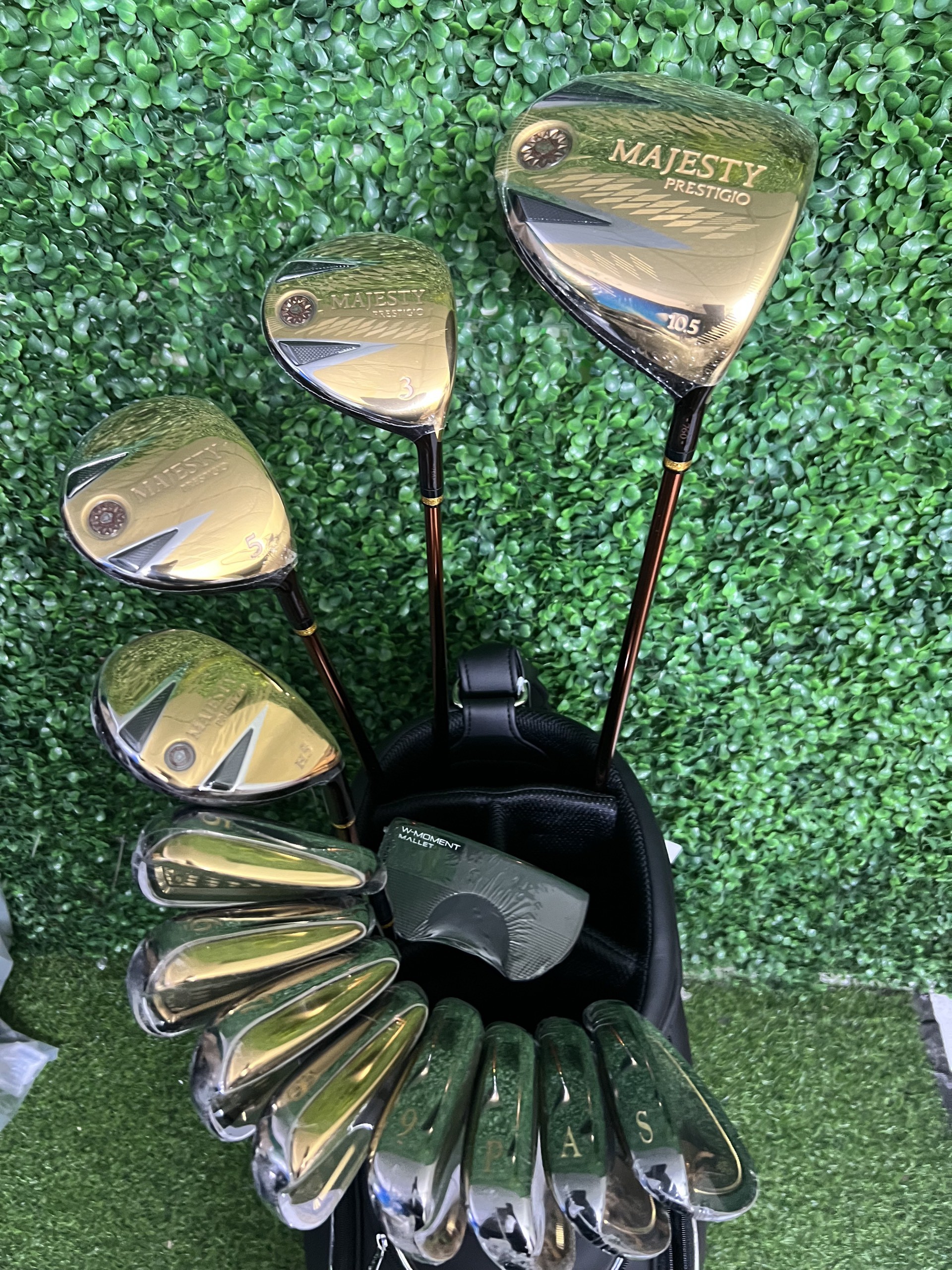 Majesty Prestigio XIII LV760 2024 NEW 13 gậy Cán R/SR (HÀNG ORDER)