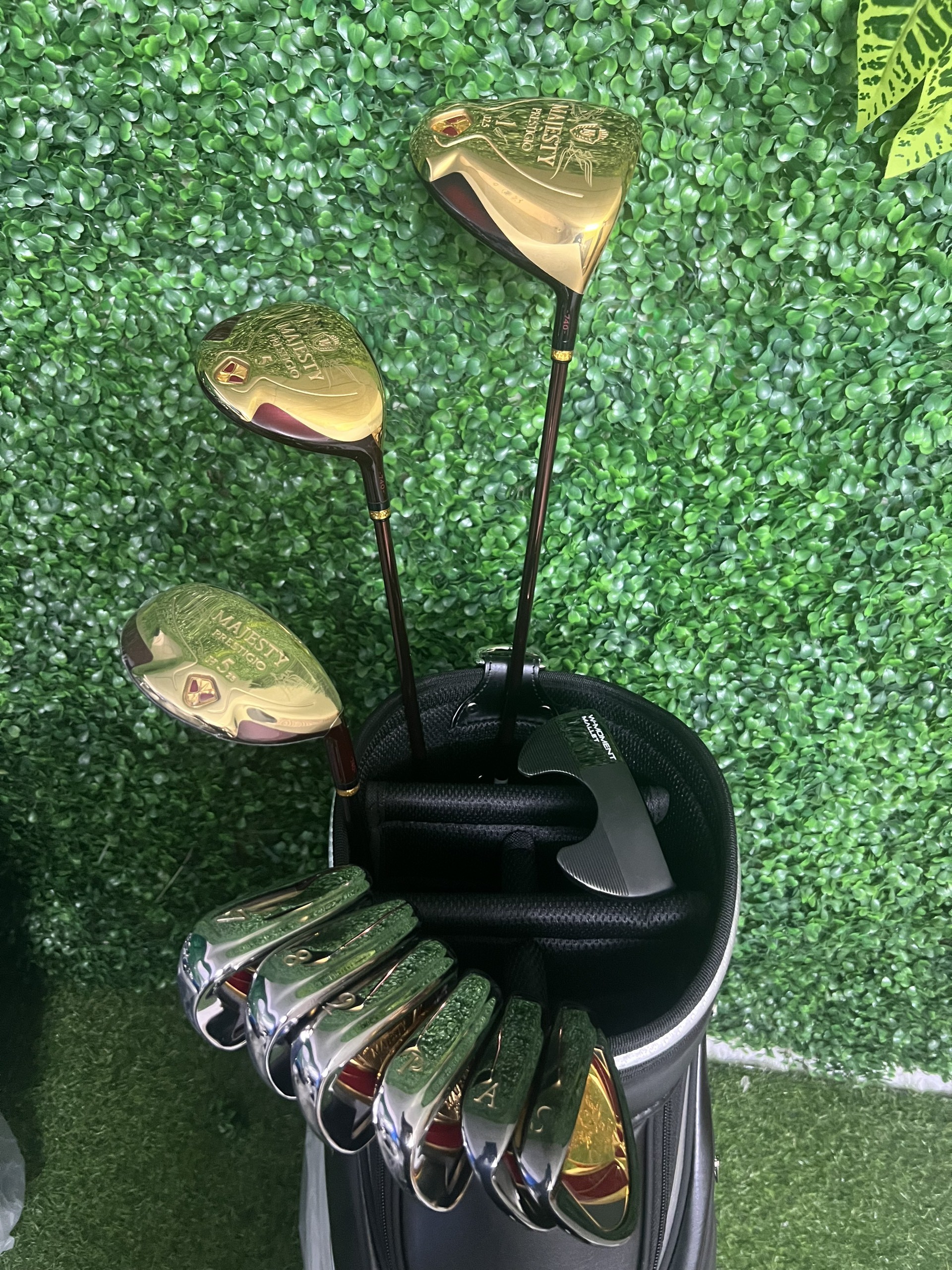 Fullset Majesty Prestigio XI 10 gậy cán TL740 flex L siêu lướt 95% - ĐÃ BÁN